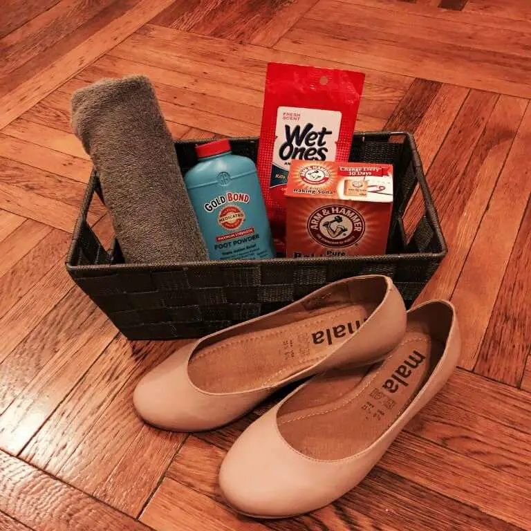 how-to-keep-feet-and-shoes-from-stinking-loveshoesclub