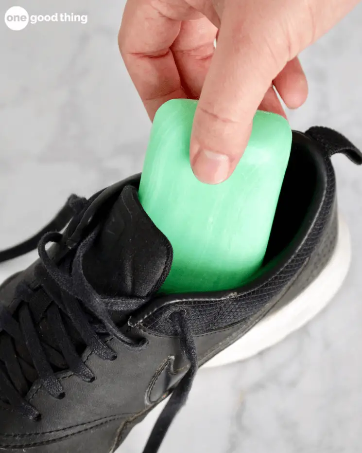 How To Odor Out Of Shoes